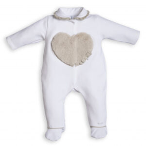 Babypakje - met voetjes - met hart in pels vooraan - Wit/Beige