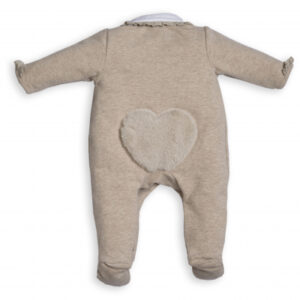 Babypakje - met voetjes - met hartje in pels achteraan - Beige