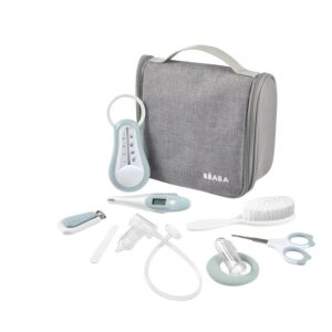 Toiletzak met 9 accessoires - Green blue - Kam, Thermometer, Neusreiniger, Nagelknippertje, Borstel, Schaartje, enz