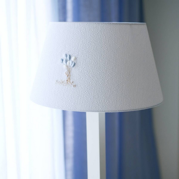 Blue Garden Party - Lampenkap - Groot - Geborduurd - Blauw