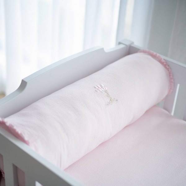 Pink Garden Party - Rolkussen geborduurd 70x21cm - Gewafeld - Roze