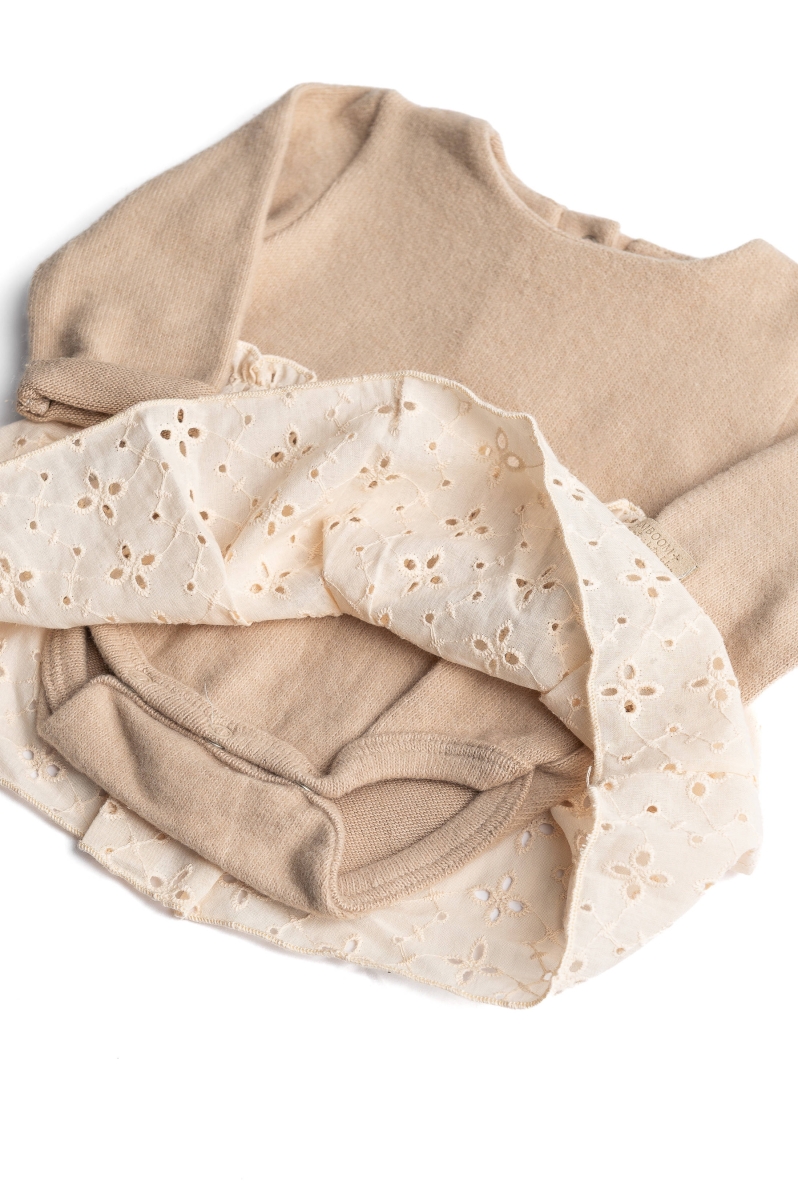 Jurk - met body - rokje in broderie - Sand